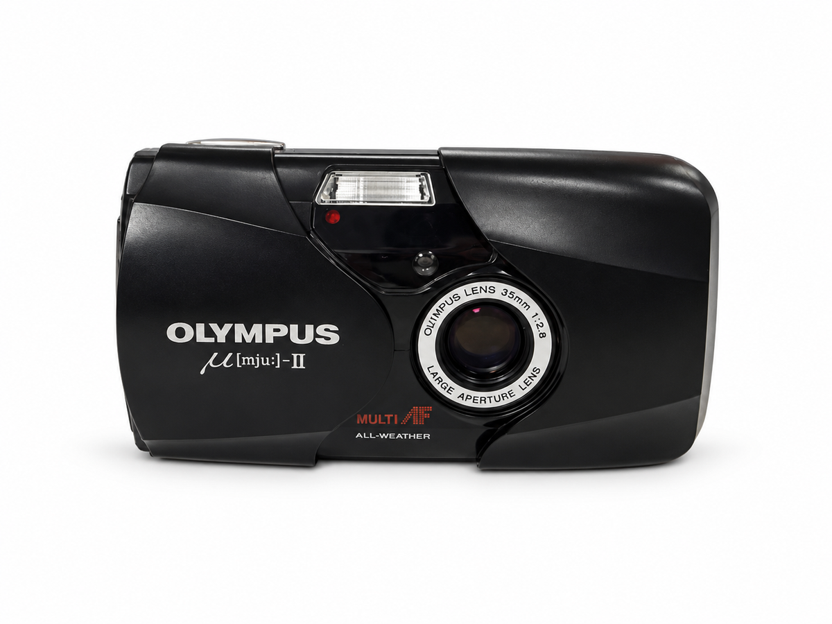 Olympus Mju II voorzijde lens open